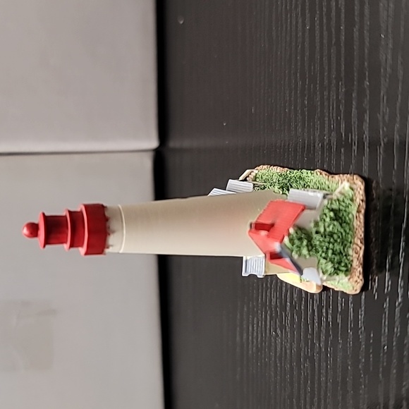 Lenox Thimble Lighthouses (set of 3) - Picture 6 of 12